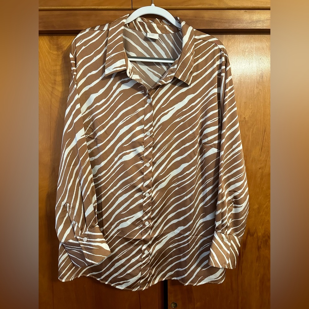 Satin Tiger Print Button Down